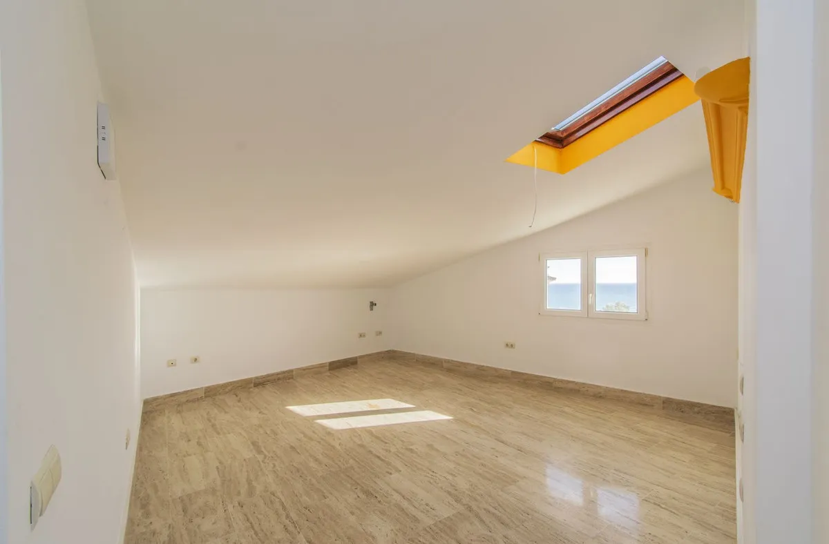 9e3adeba-746c-4e6d-9071-1b7ff347618d