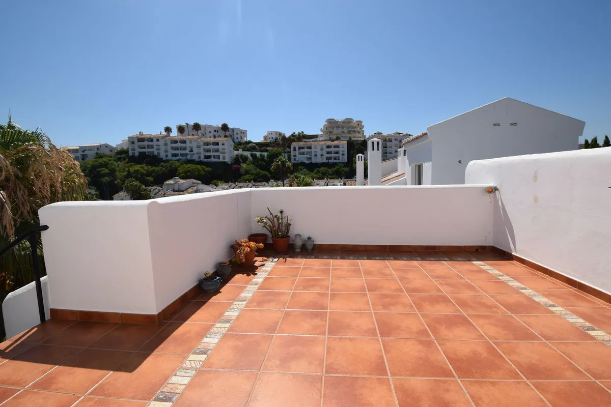 7fdead6a-396c-4f01-9600-48be9c0e3100