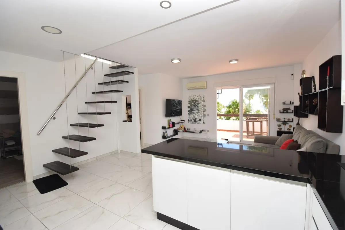 84ad9a0c-3059-4d82-aa20-a1e0bef162a0