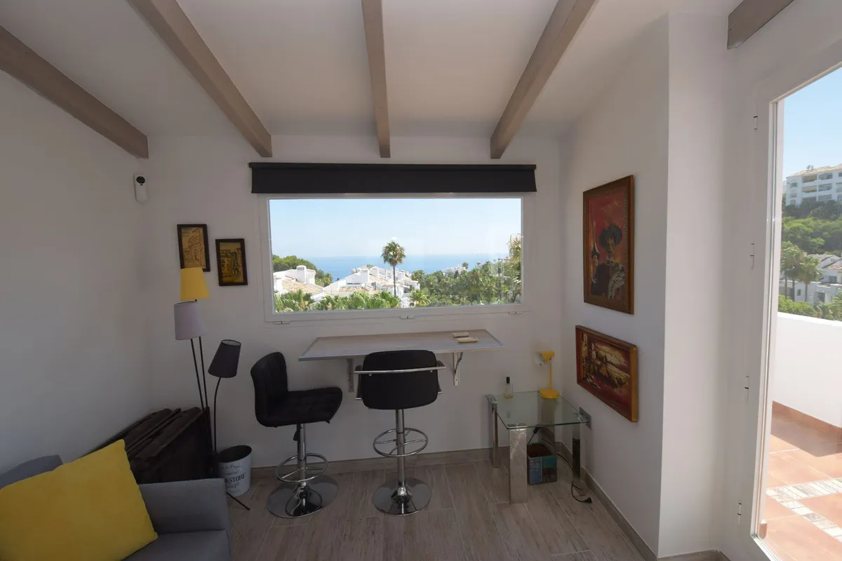 e9c017e1-ad51-42d8-8f9f-6e7aa649a5ac