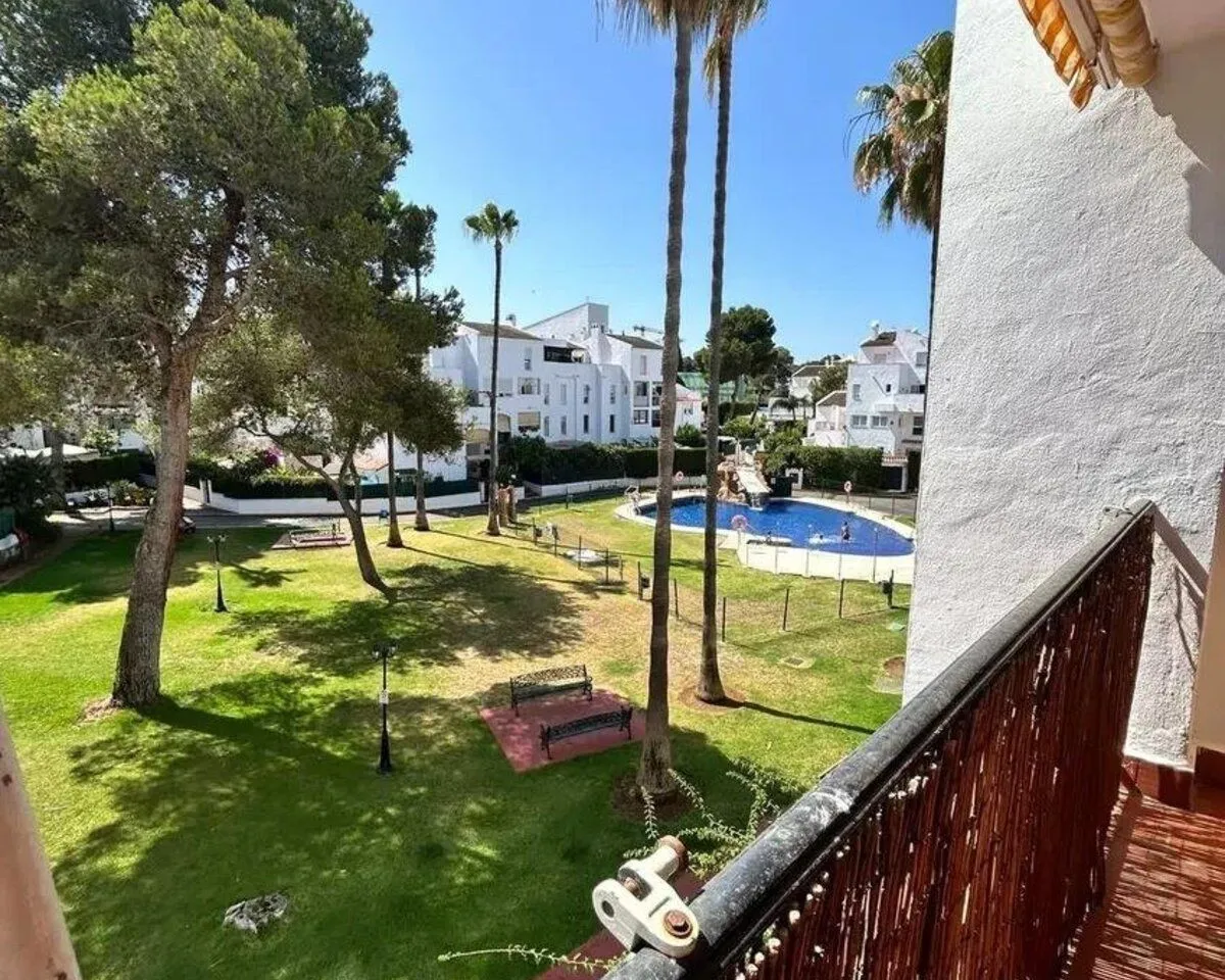 f056e3f9-e93f-4bcd-a09b-ec6949bf437c