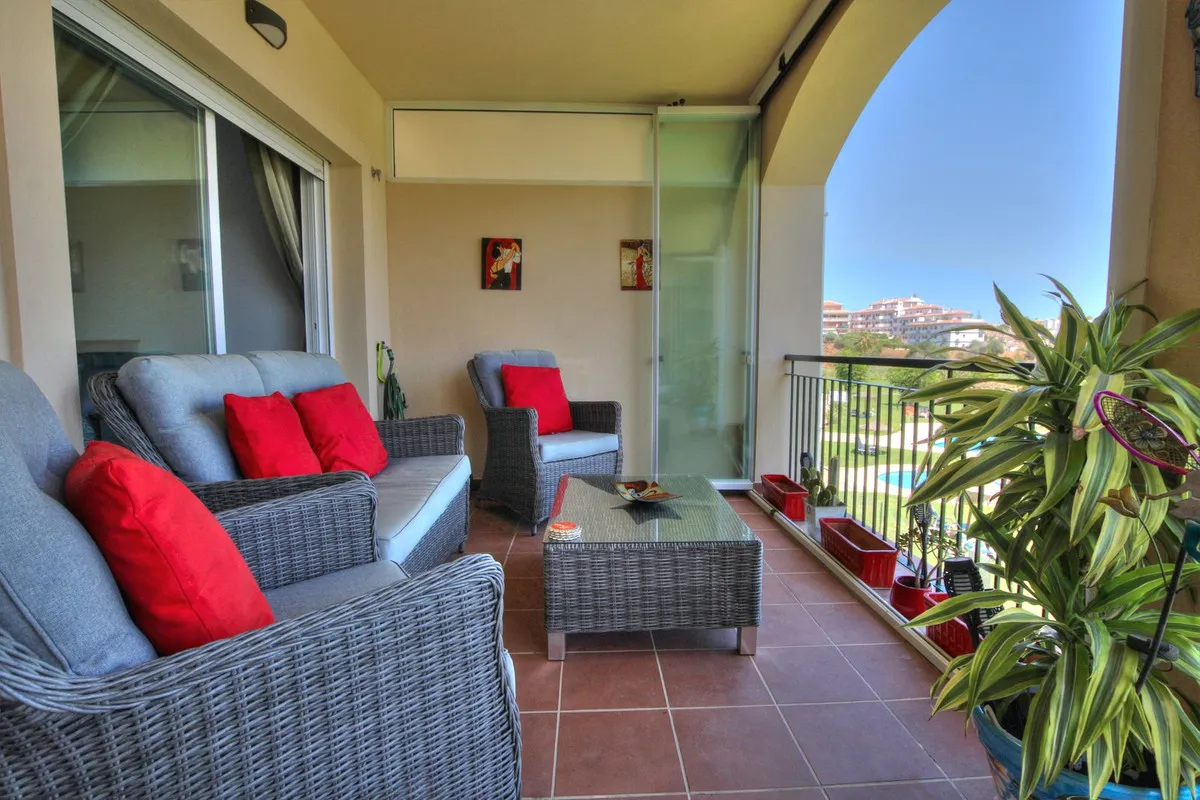 1c4b70ab-b385-4de0-9824-4ac501d5e172