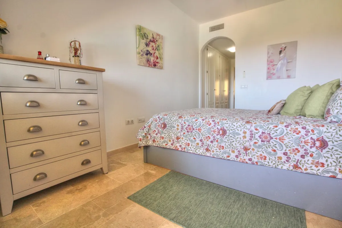 e3901550-9da1-4916-92d2-549c738da836