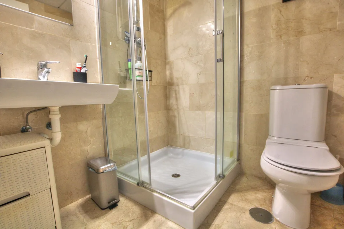 f1e44bca-505f-41a1-876a-83d7995005e6