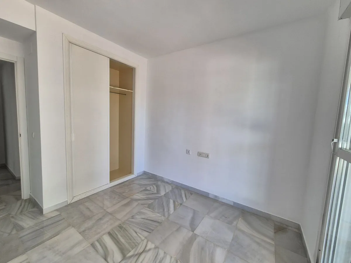 01923589-4e9e-495c-8b48-8c2ea839e27c