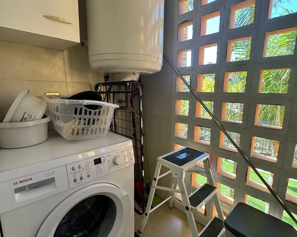 76f7b2b3-2316-4fd4-b9d6-f1240e2bbe13