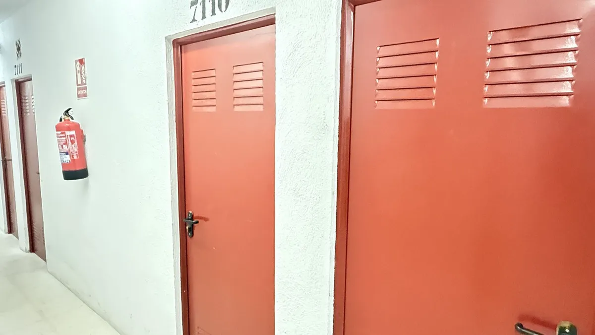 828c9334-27d0-46bd-b167-a4930d303de8