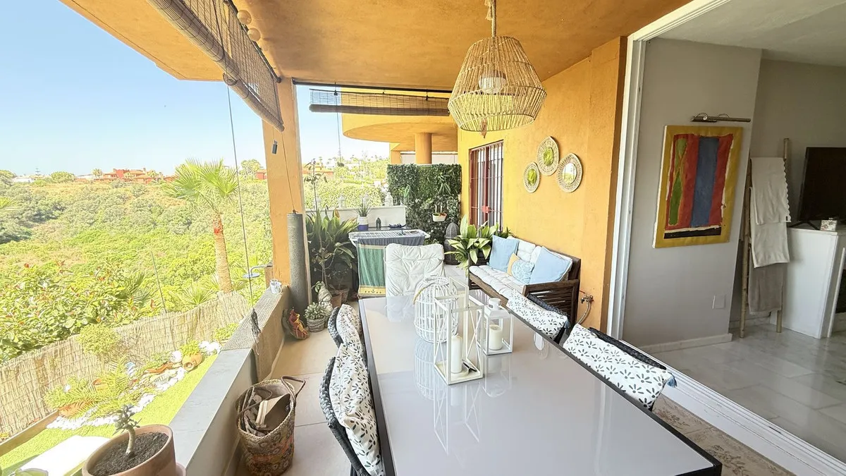 a94f9e01-4083-4077-b1e7-093076a2e9fc