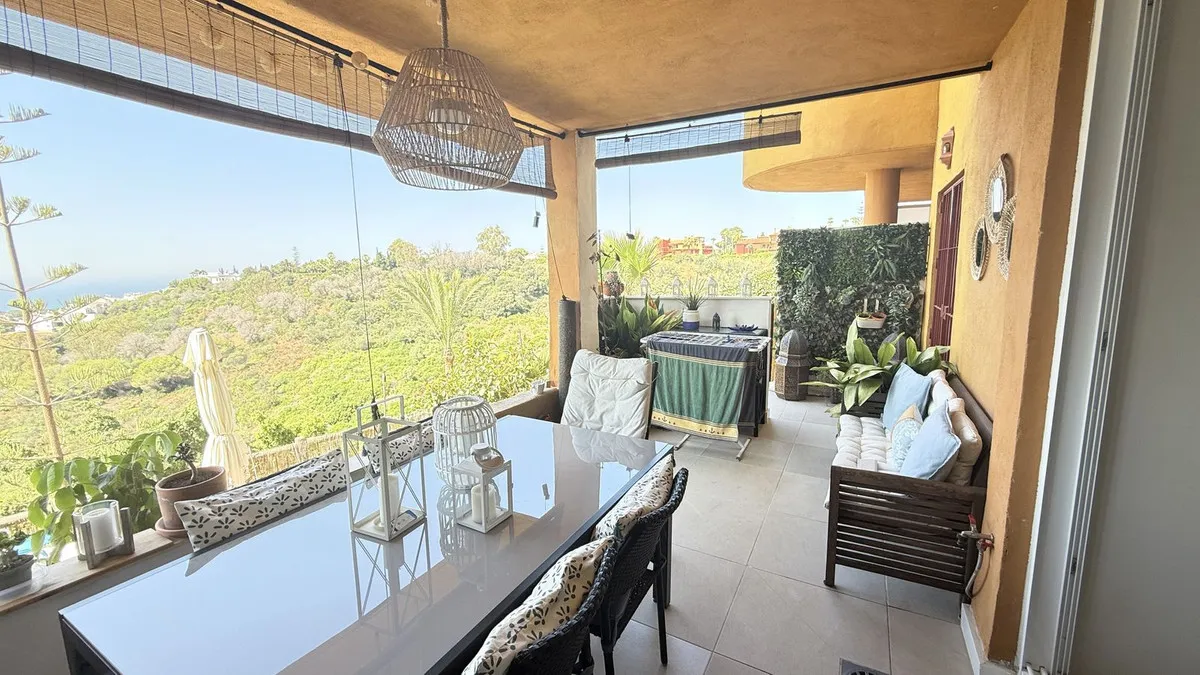 b3b30c18-98f3-425e-aa91-22dd47ad7d79