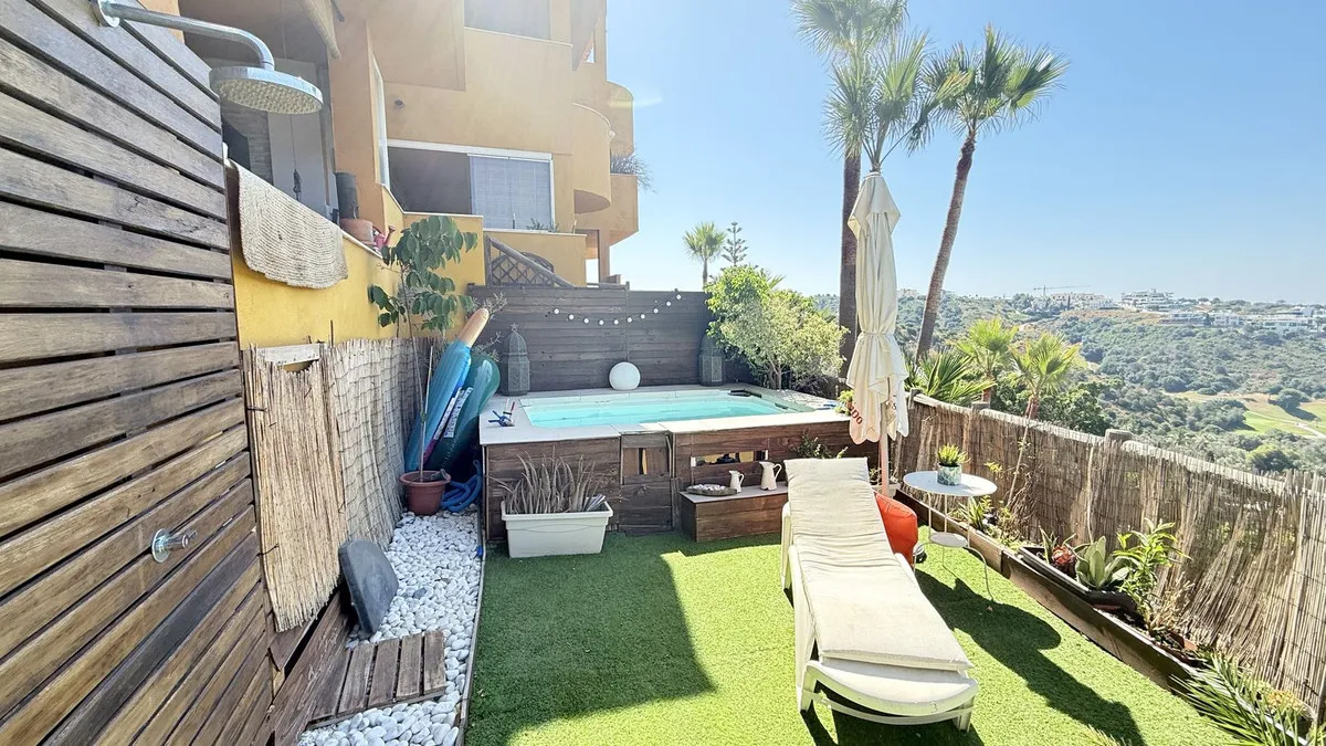 c5e32c97-d0dc-485d-bd2a-4dce9997d769