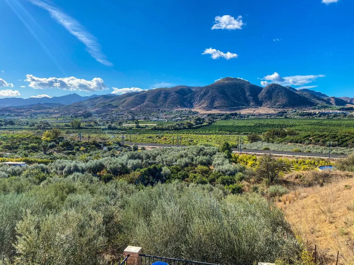 5d003b4b-3dc5-48e9-aff2-0eecb195c625