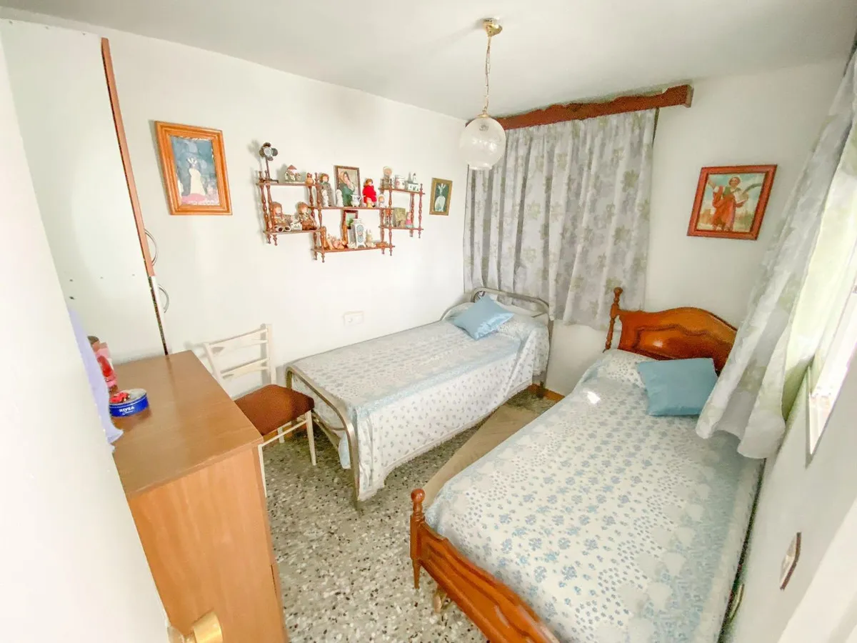 d2e27b26-b22f-46fa-a24f-4b3dbc73c1c7