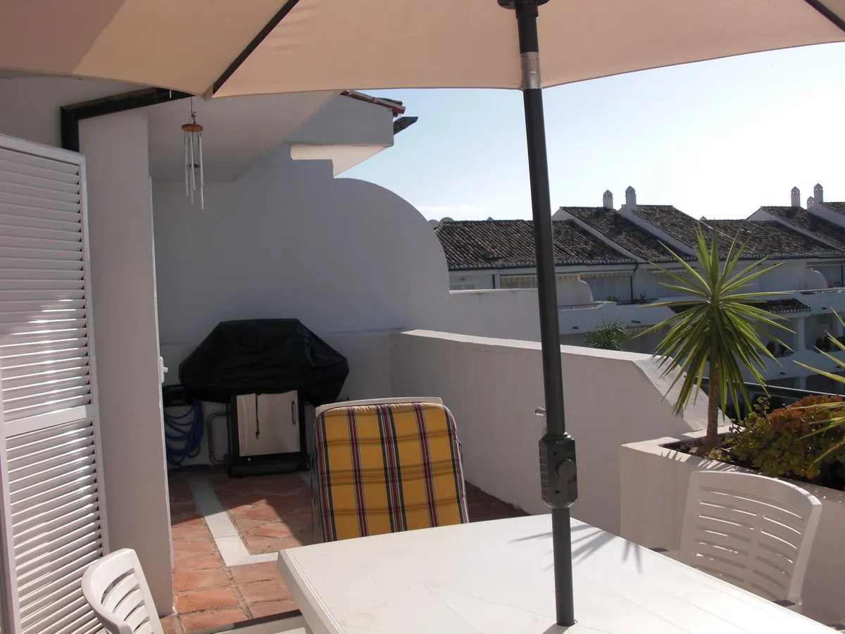 9ec9d2ff-3a6e-48d4-9941-b1d716d1554a