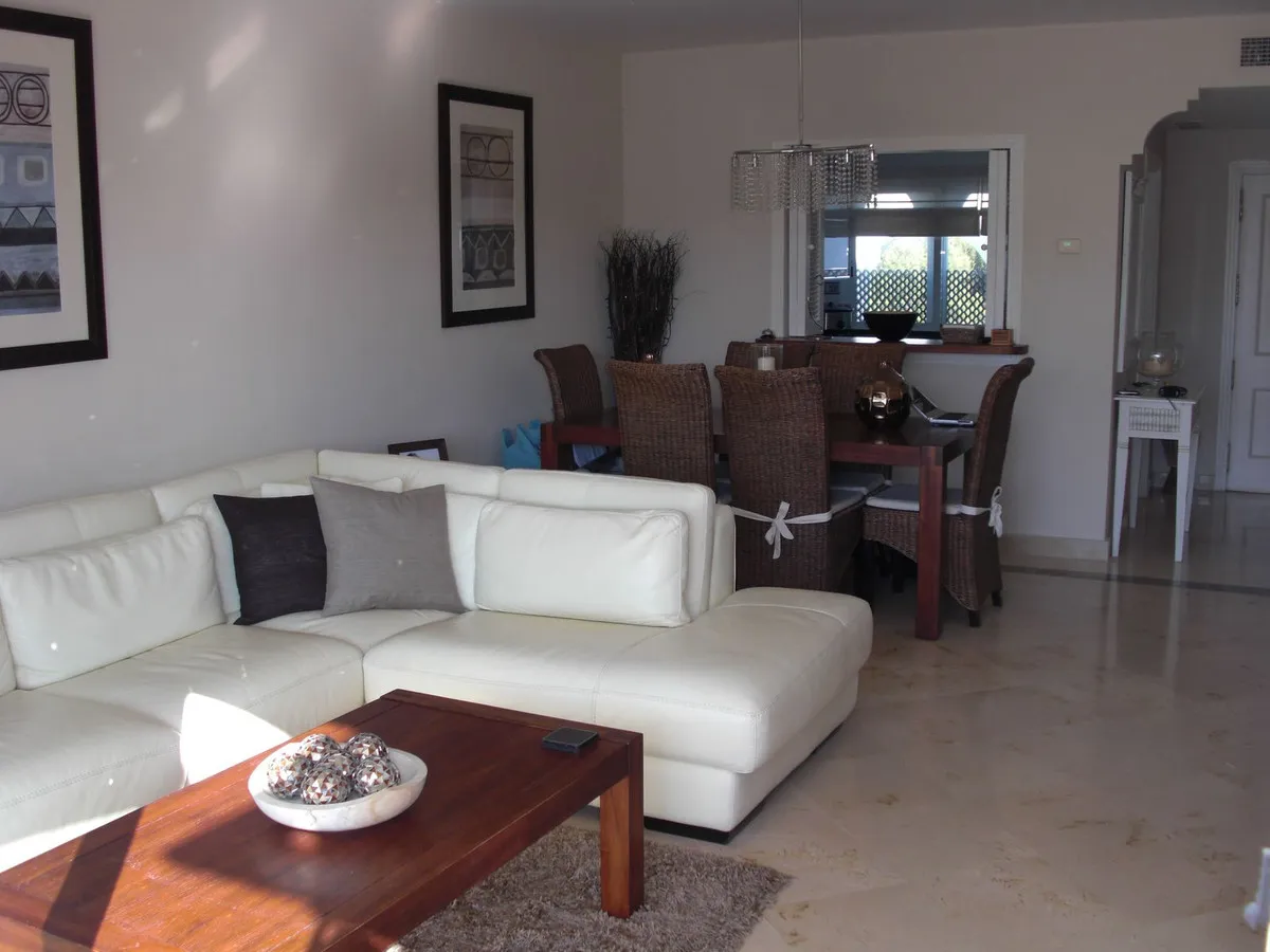 c3567ef5-570a-402b-99e5-135f51caa412