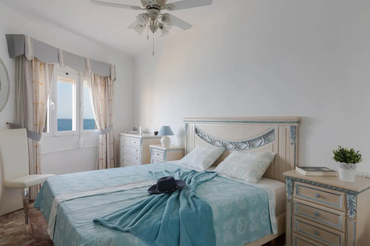 b4b233b3-16ae-47d0-8cfa-891935bb51ba