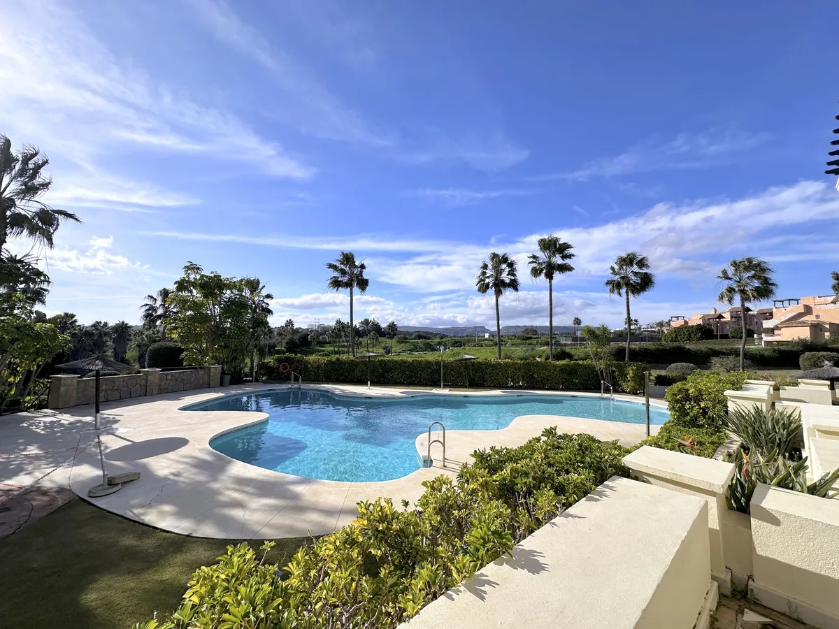 e1a6a881-c3c4-4ac8-a50f-b25938e0e162