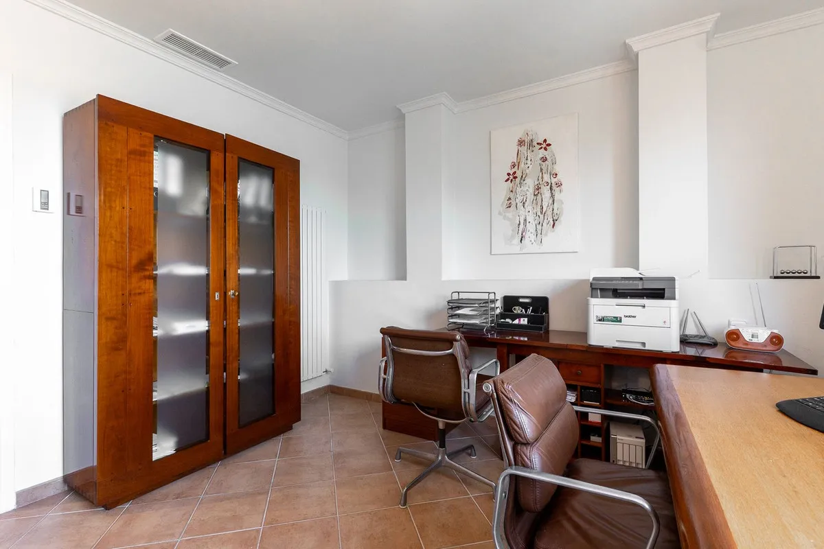 026c2580-b3b6-45aa-aba9-d8d5fffdb86f