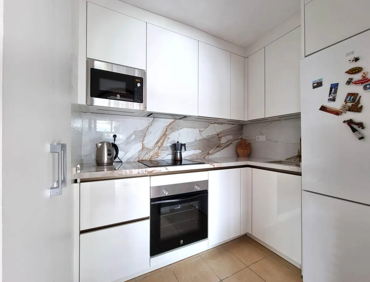 cfad0c66-92ea-4c86-a4f5-6eec6b0184fa