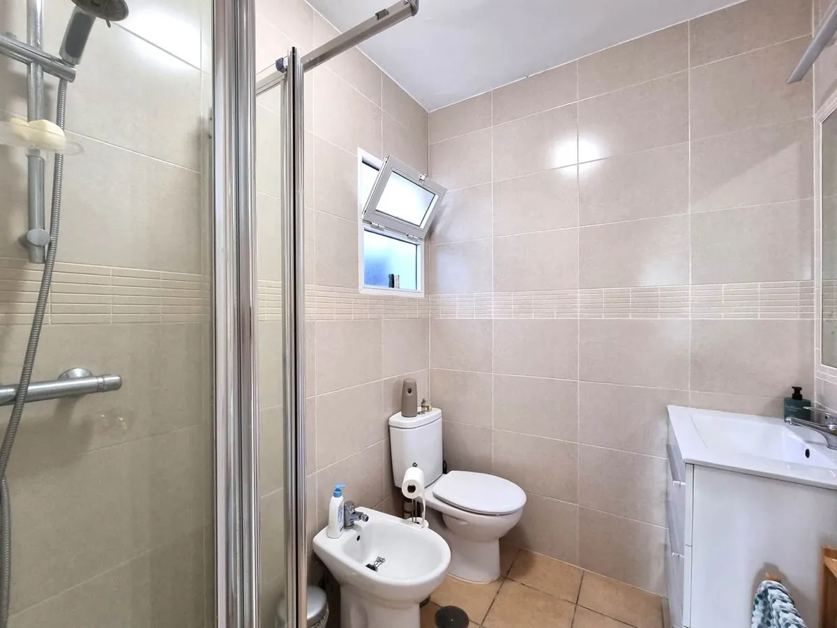 fb730169-1746-4cea-b0c6-03b760a121f2