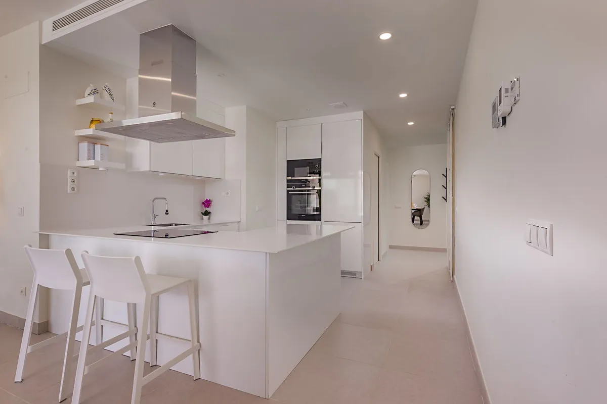 493ca6e3-8a61-41f9-b999-d20098fa698e