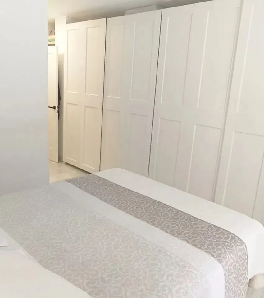 32360ded-818c-4240-9a2f-180eba903fa9