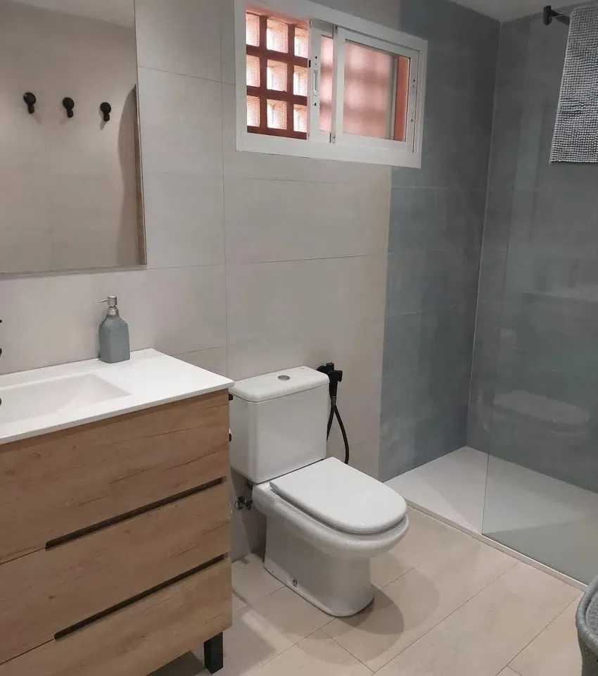 380279a9-a800-491e-ba58-82d4e7091523