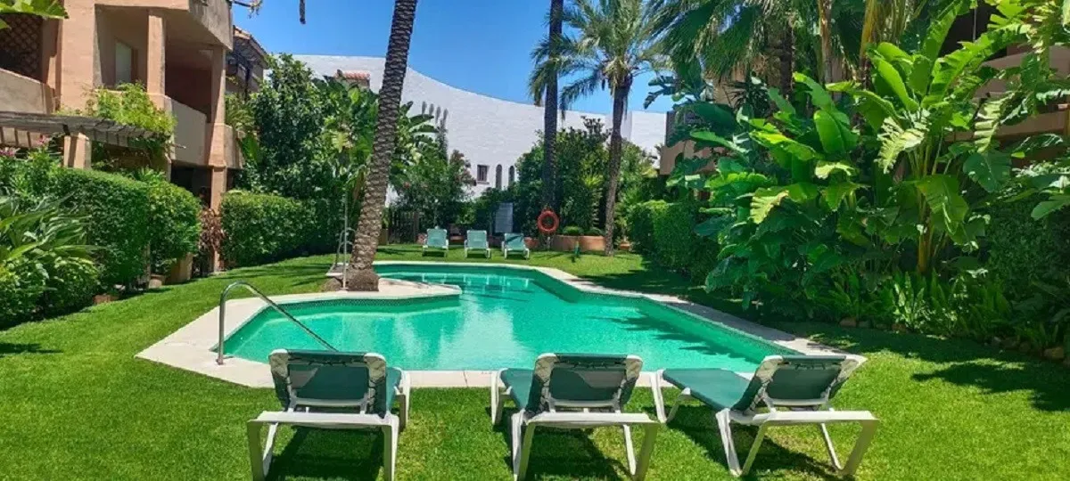 c9024f70-a988-4730-b186-fc4c67e32ff0