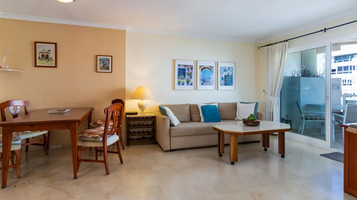 3e3f8449-0151-4c48-a1df-08b0b07d1650