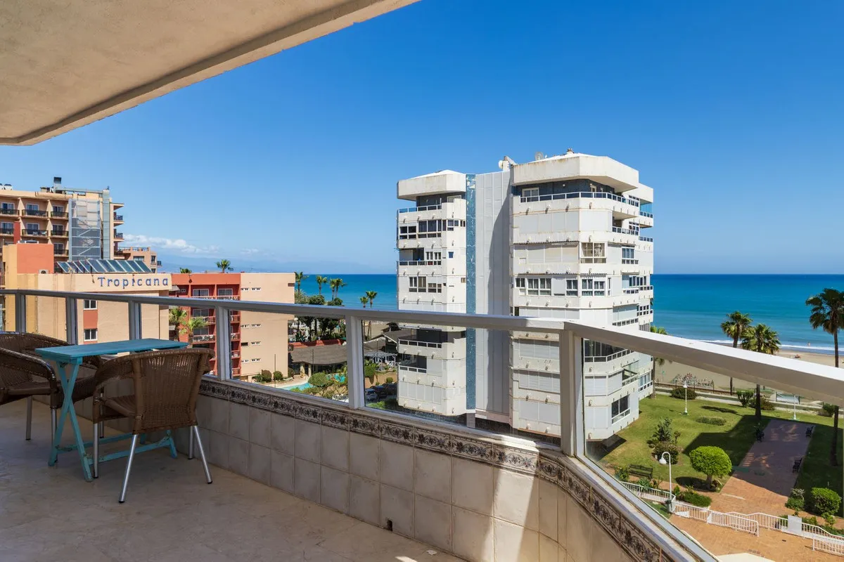 4558d479-e556-4044-8cc0-39ff528d7cca