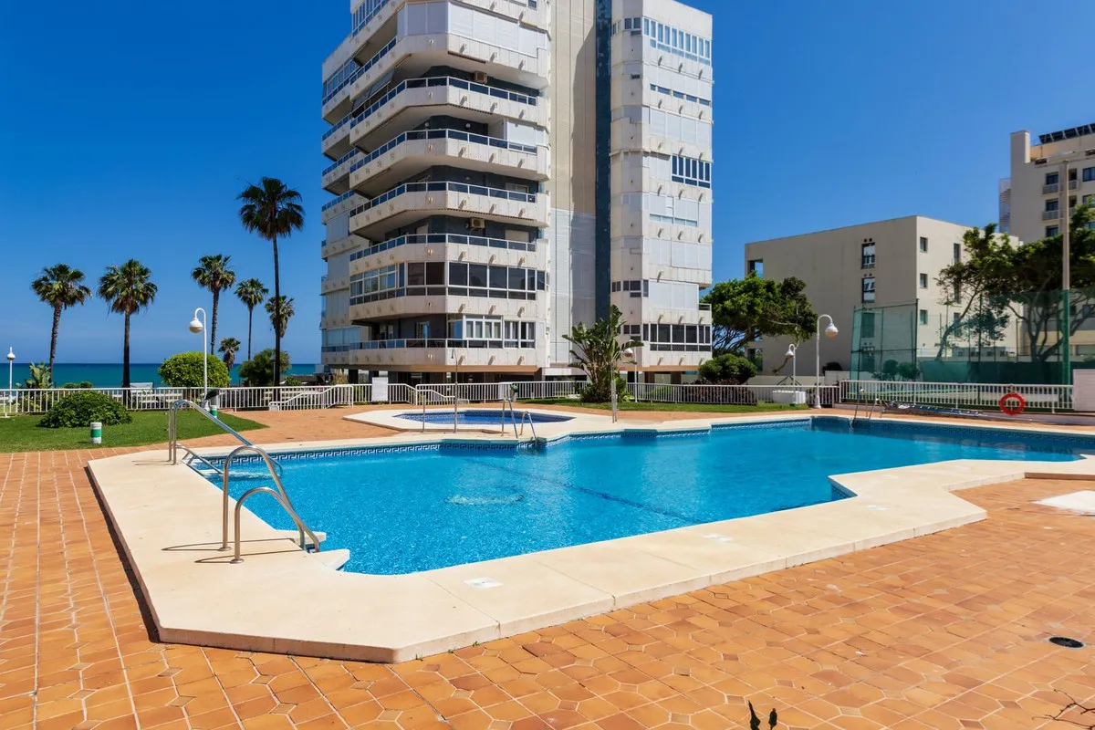 bccb304f-3b30-4d13-a745-a98c2c10b5d1