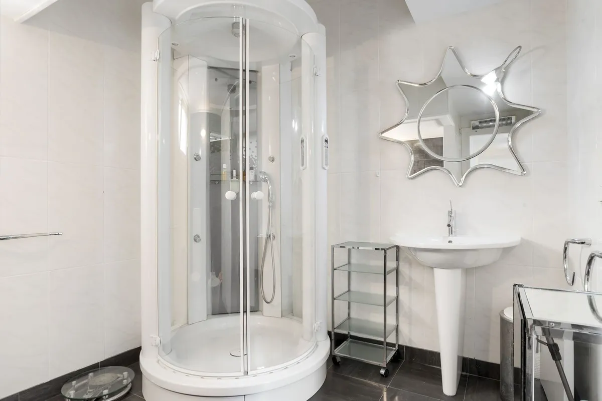 604eeead-c56e-47ad-89c3-6733628d69b5