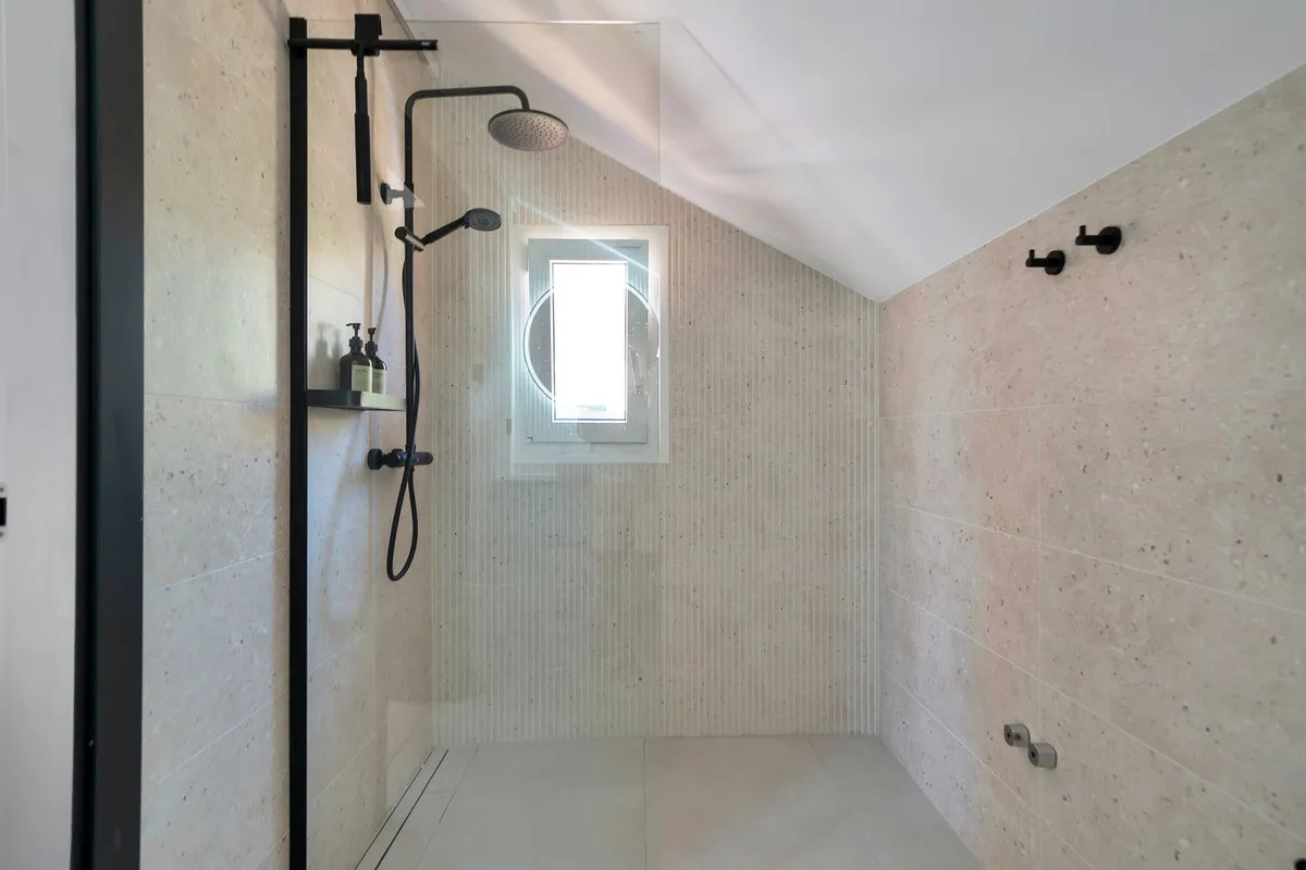 33921c29-6e35-4072-97f3-3a091fe02f30