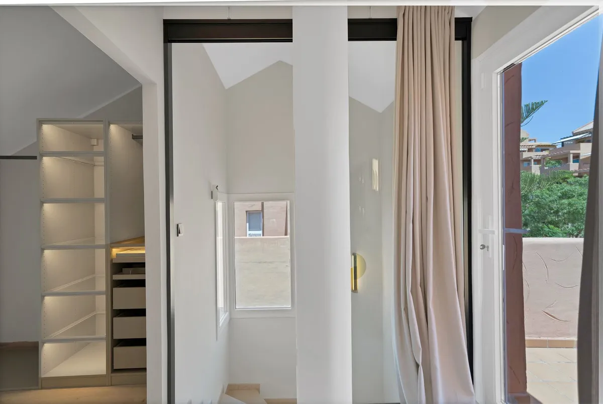 484d7f96-d4be-4129-b951-60def2d85ccc