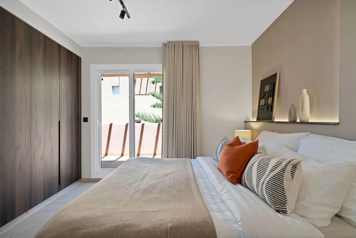 6383e9e8-3d85-47dd-ba43-19772dd4f67e