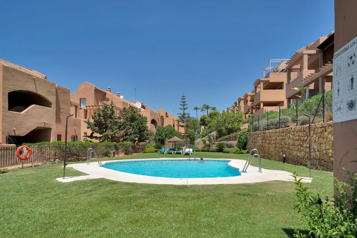 b57dafaa-8688-40cc-a6c9-d7633d5c4572