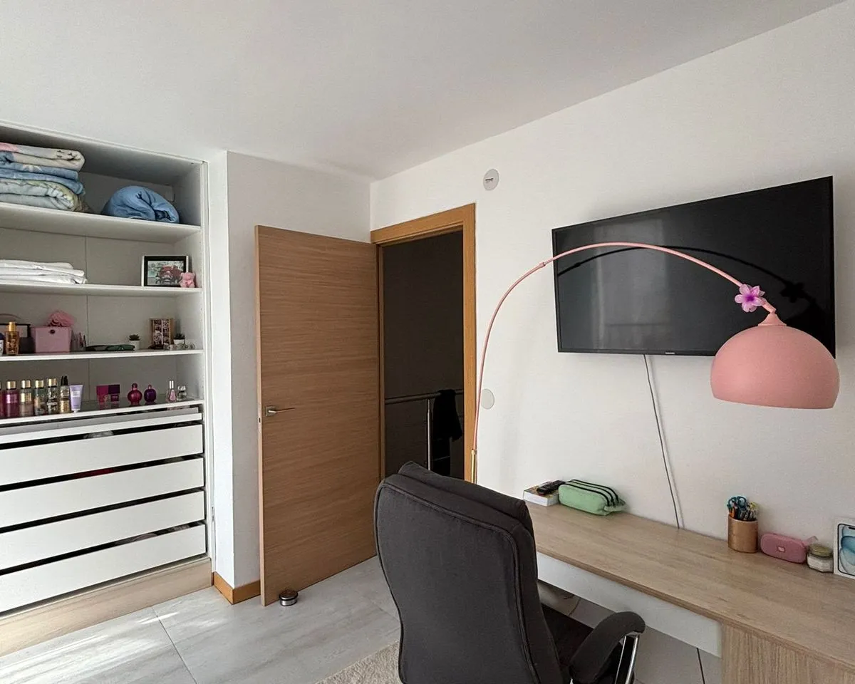 59edbbcc-5290-4fbd-b89a-133508f011f0