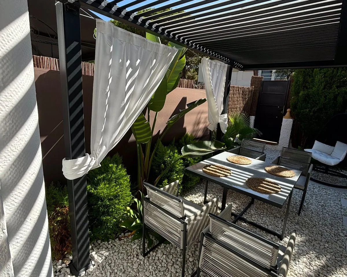 93014993-4465-49d7-9255-676ece85631a