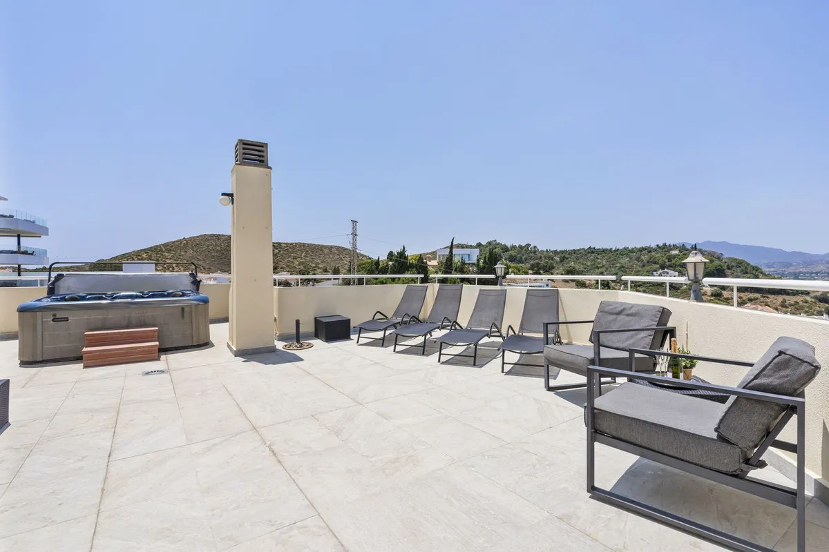 2f4f9c63-898f-4d4a-b47f-fdc4aa8649e9