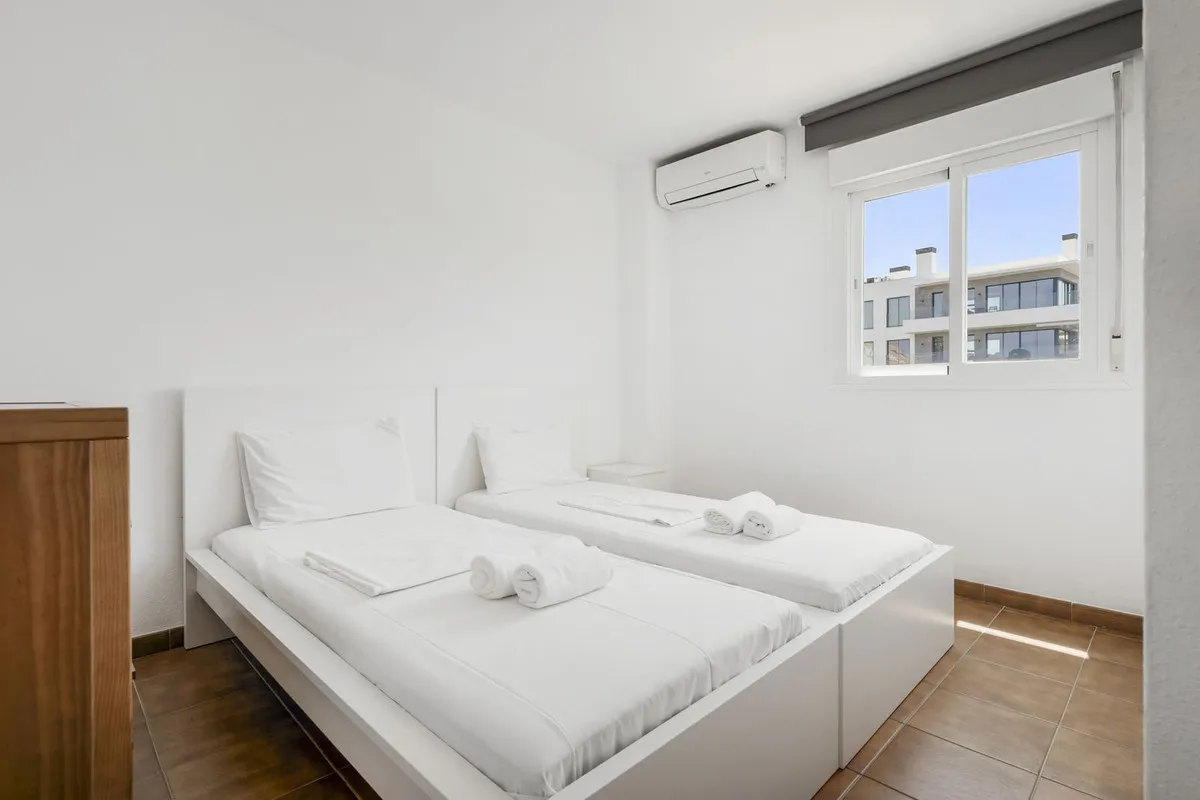 94bb4e56-577b-4956-8be3-ff880dc867dd