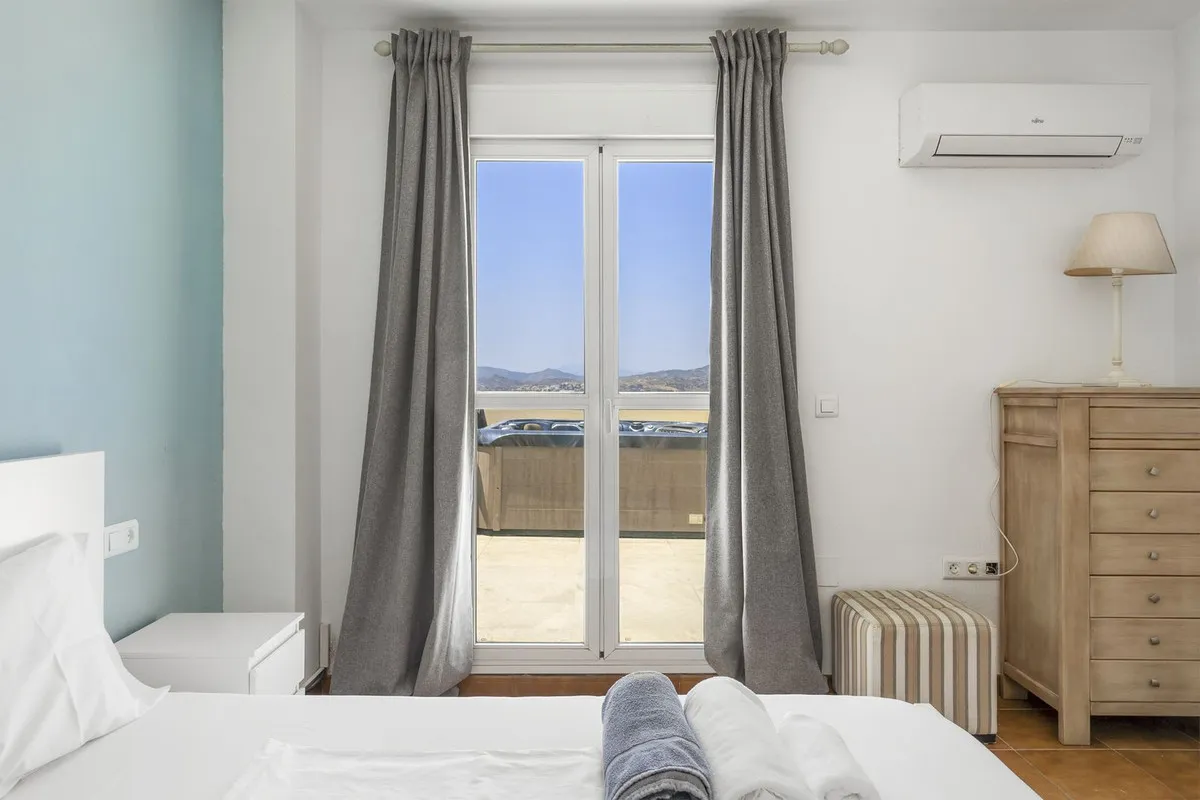 d3945a67-aeb7-4280-a626-71d55132da8a