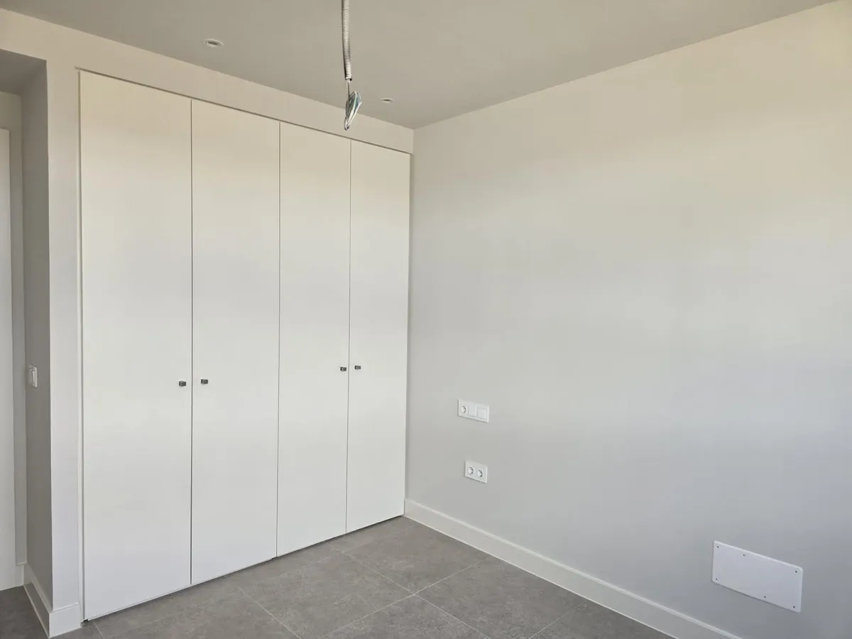 55b069f9-39ba-40f9-8e8e-7b674a9d4204