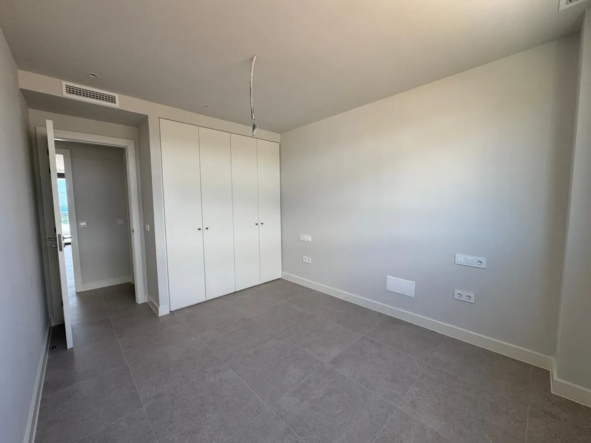 f6989235-391e-4bc1-ac58-e1a55c935c92