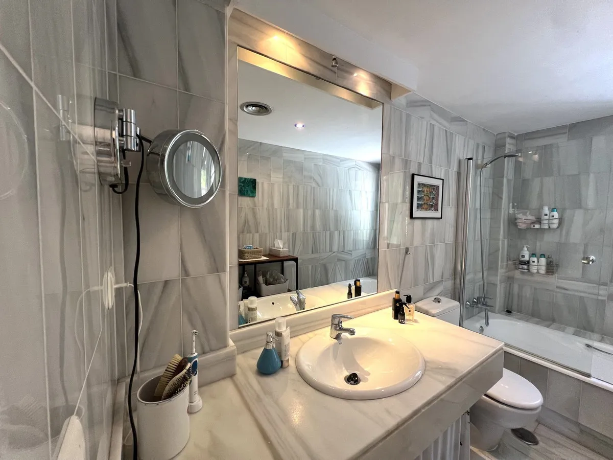 7303d65c-2f98-43d5-b104-a35fca90eed8