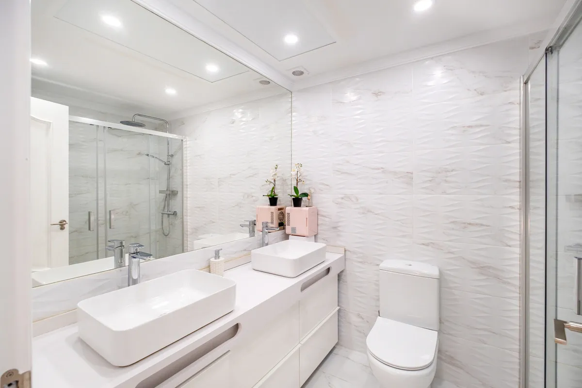 cd6433a8-1418-4e0c-b91d-72555ed1293e