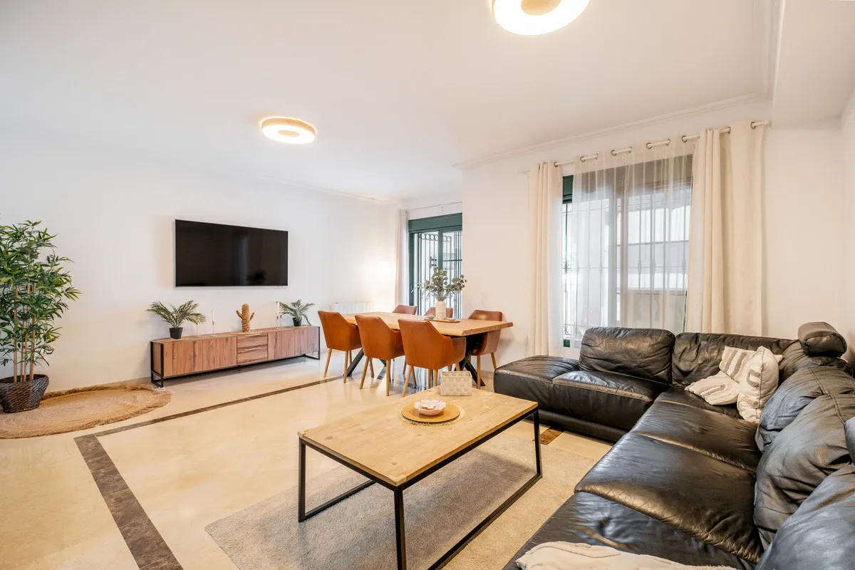 dd8a2a4d-99fa-4f20-8a42-38adc850dd23