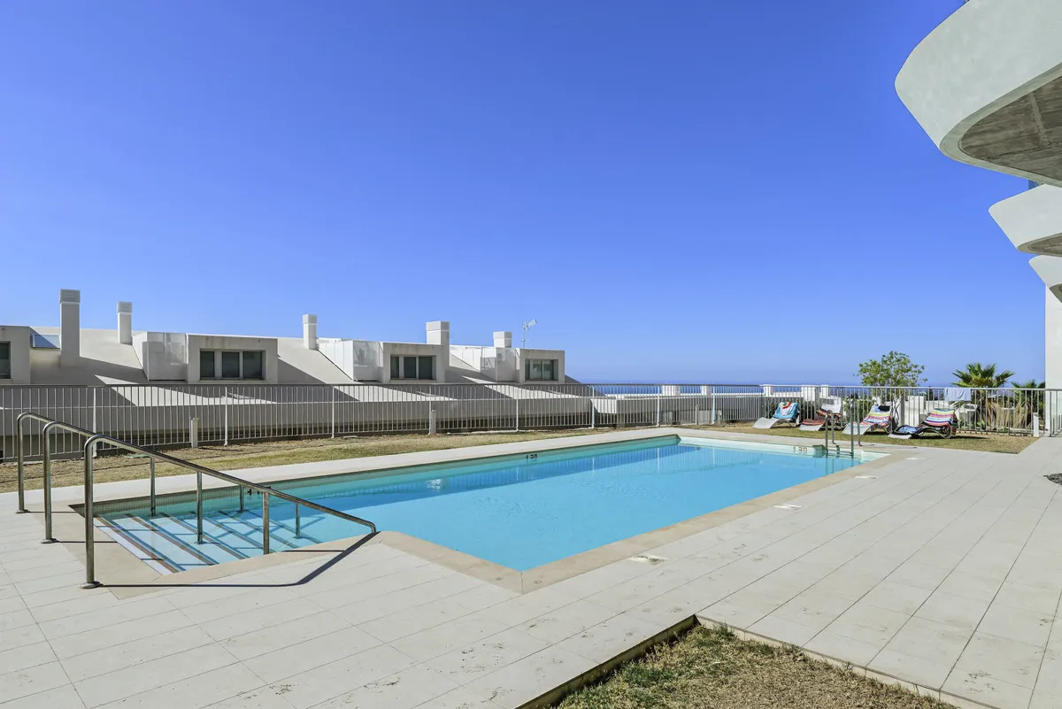 127fe988-cf29-4a4c-8203-b2d9f3227a64