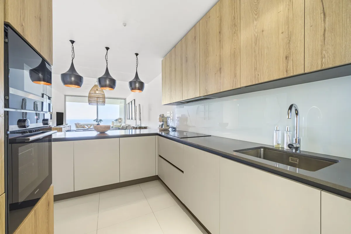 3dc96de0-0712-4282-9fa7-0104c341a89e