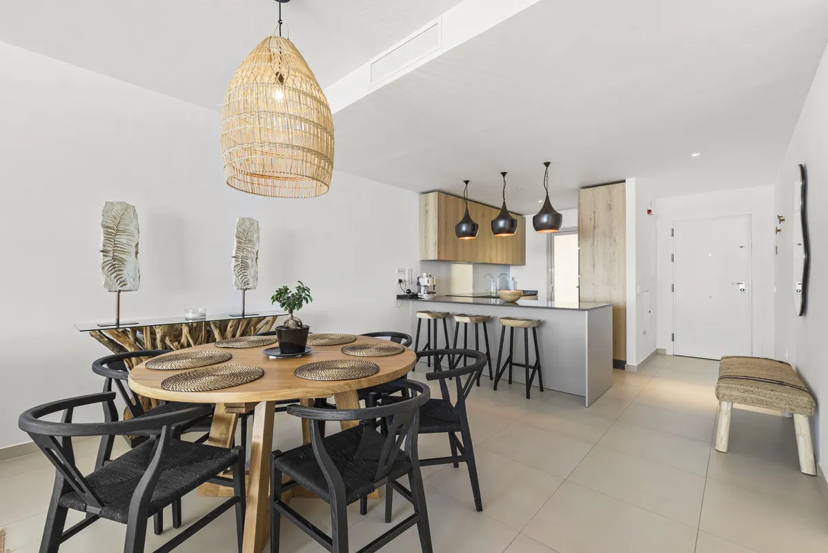 4320057c-bb01-42e3-931f-4319f3e6085e