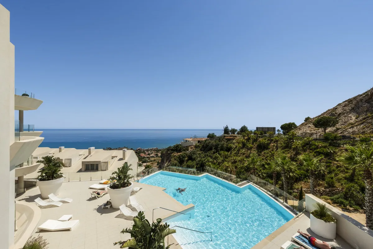 5d01f807-40c8-4572-bf57-a54db944c14b