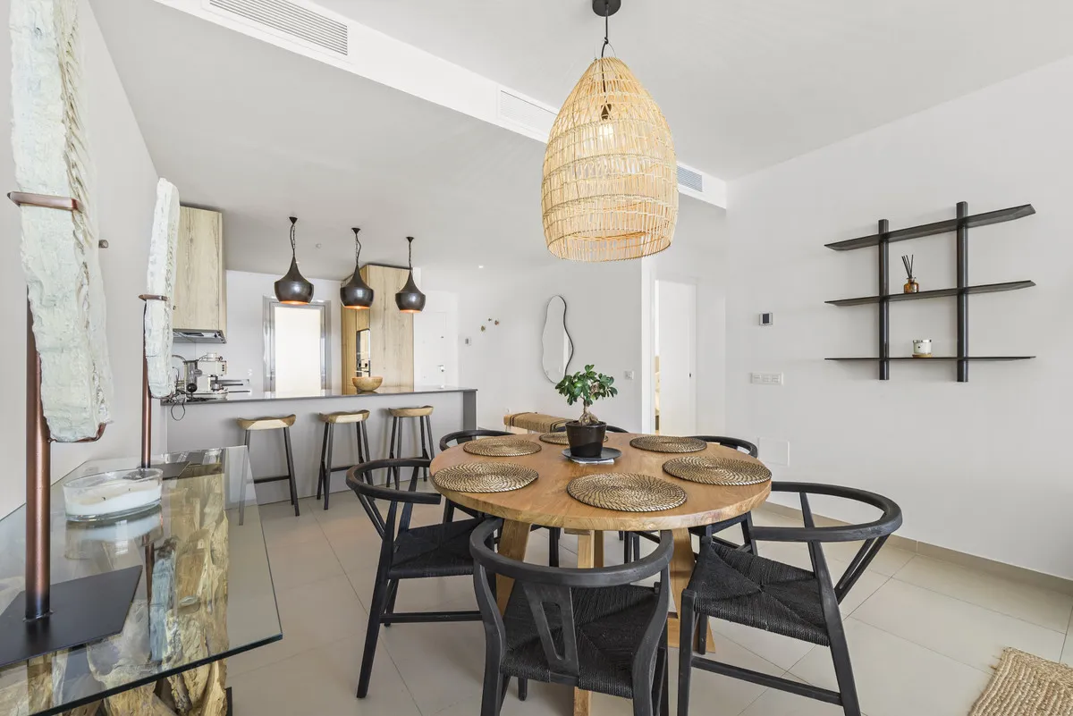 62c64abc-d38a-41a8-bbde-27f22c2a891b